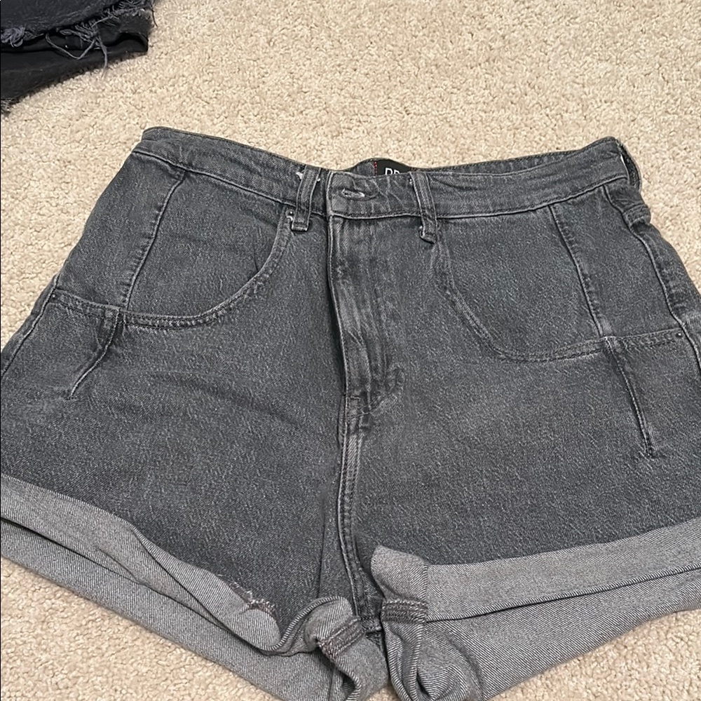 Urban Outfitter BDG Women’s Black Denim High-Rise Rolled Hem Shorts